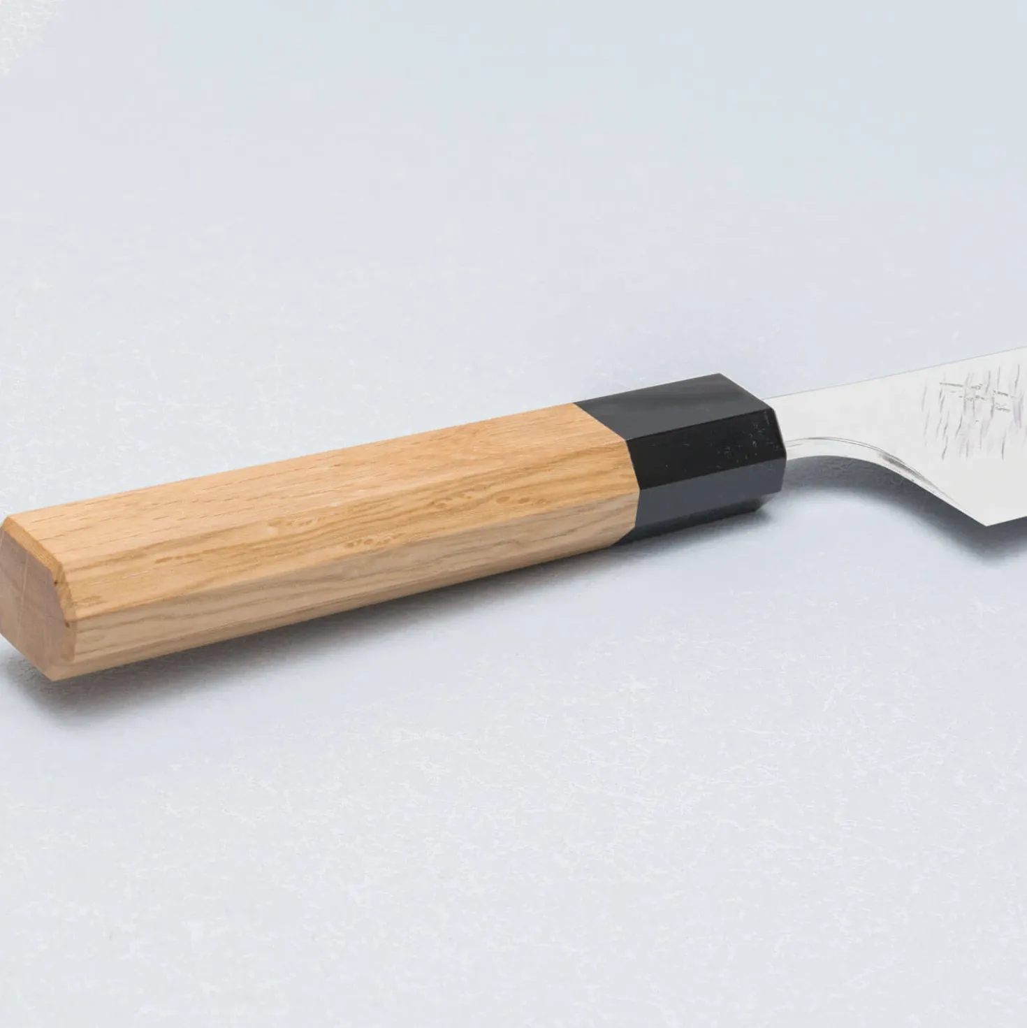 Yu Kurosaki Fujin VG10 Oak Santoku