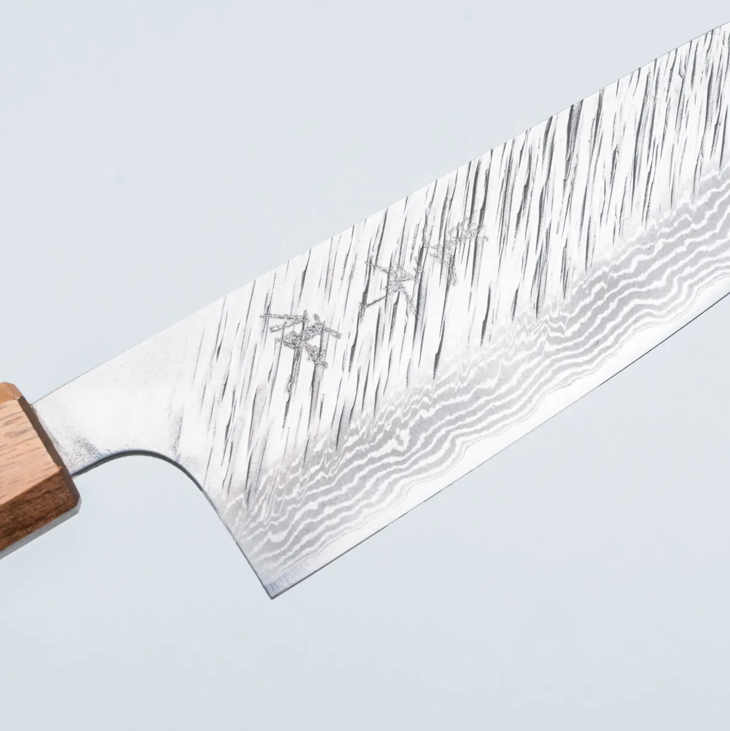 Yu Kurosaki Fujin VG10 Oak Turquoise Walnut Santoku 16.5 cm