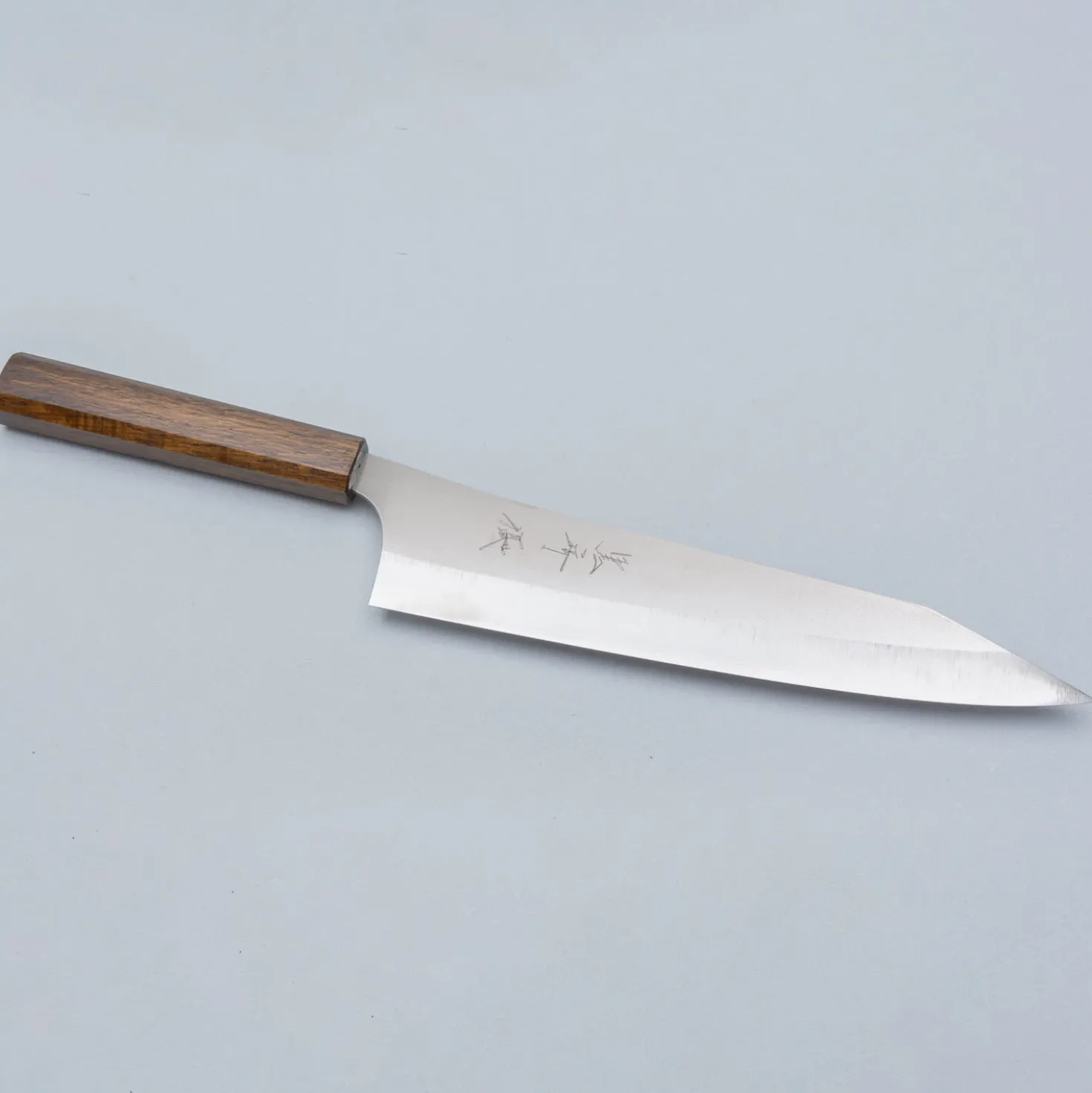 Yu Kurosaki Gekko XEOS Oak Gyuto 24 cm