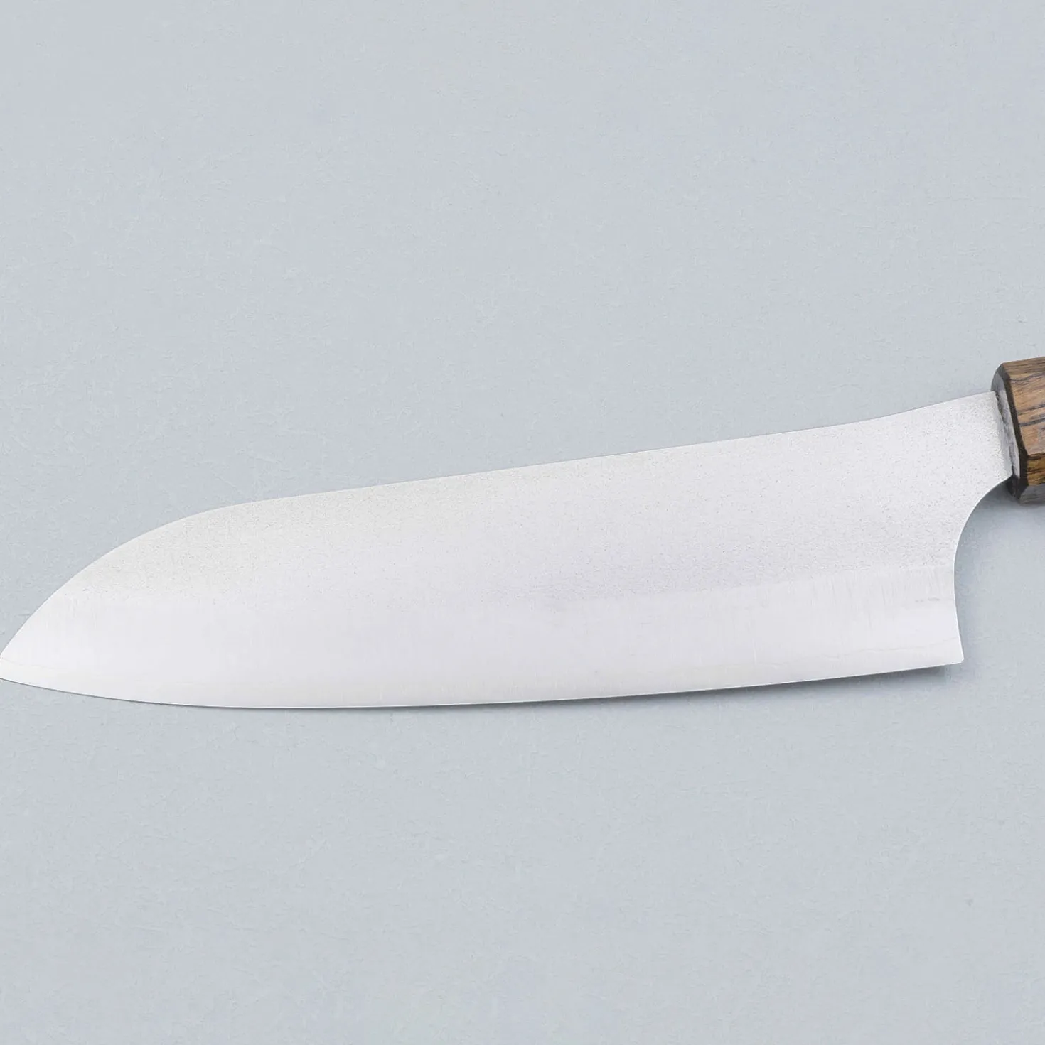 Yu Kurosaki Gekko XEOS Oak Santoku 17 cm