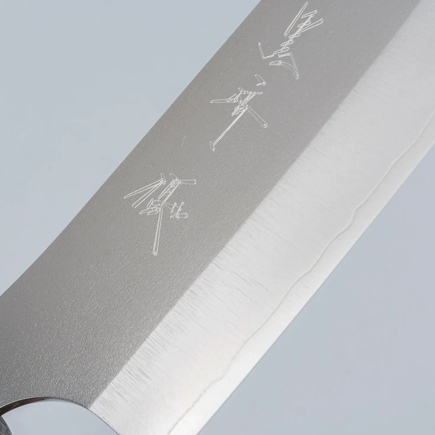 Yu Kurosaki Gekko XEOS Oak Santoku 17 cm