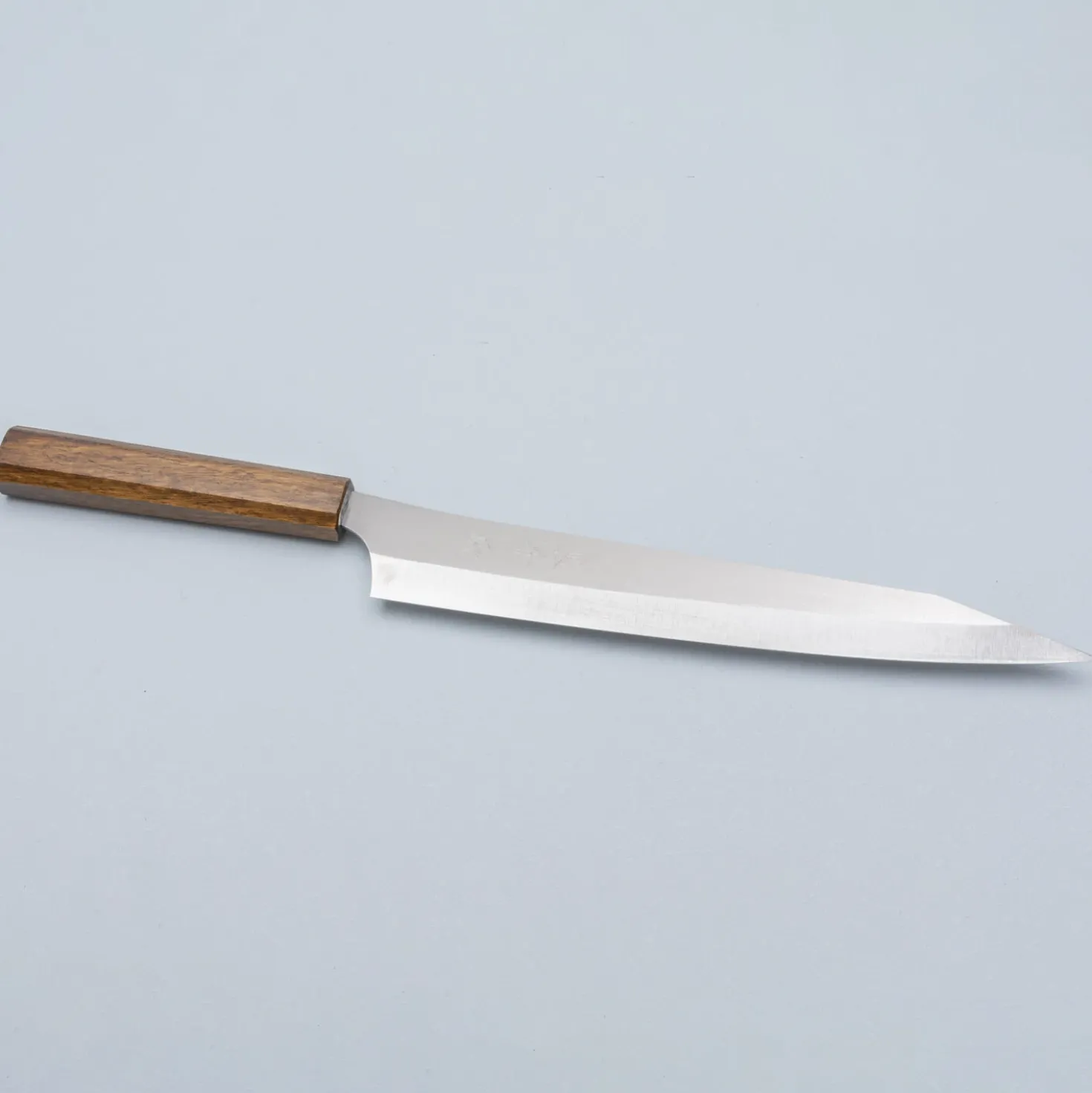 Yu Kurosaki Gekko XEOS Oak Sujihiki 27 cm