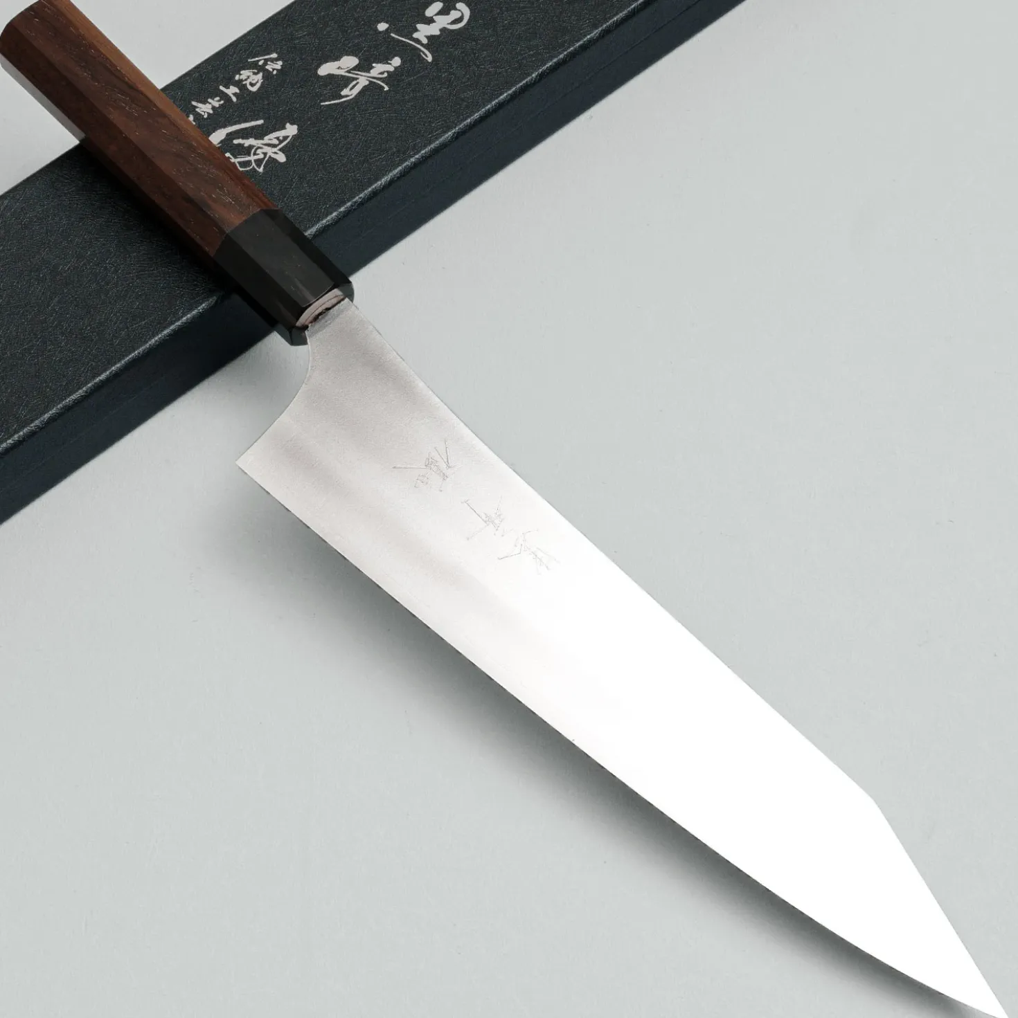 Yu Kurosaki Gekko XEOS Walnut Gyuto 24 cm
