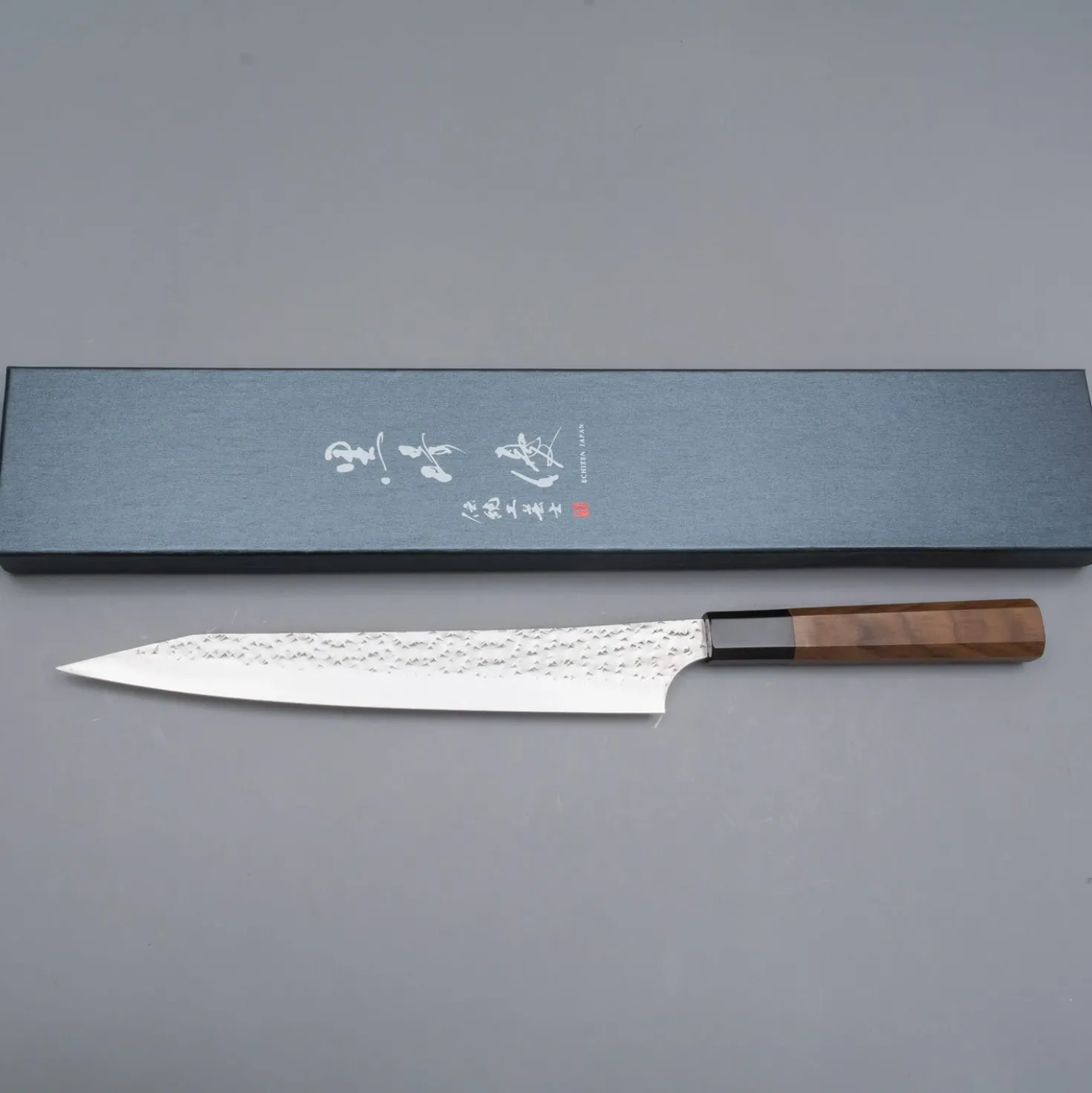 Yu Kurosaki Senko Ei Walnut Sujihiki 24 cm