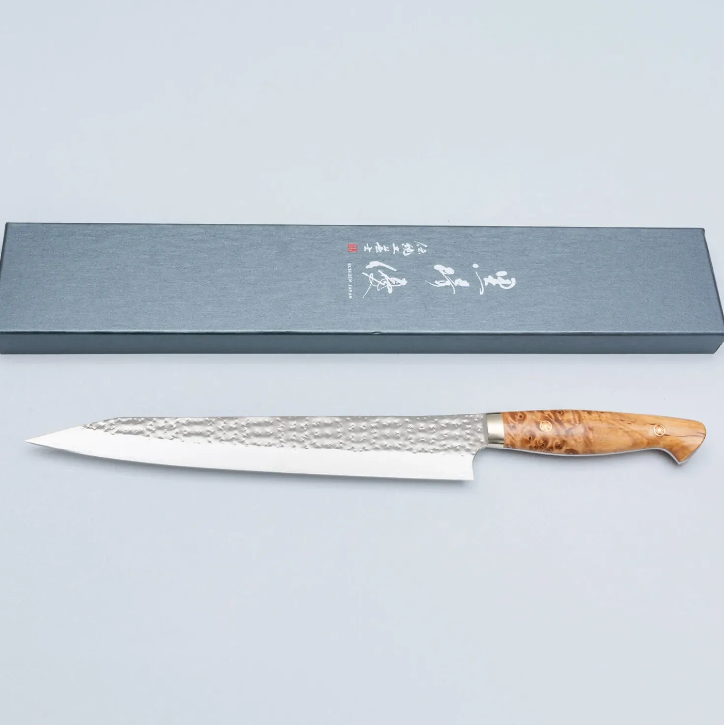 Yu Kurosaki Senko Maple Sujihiki 27 cm